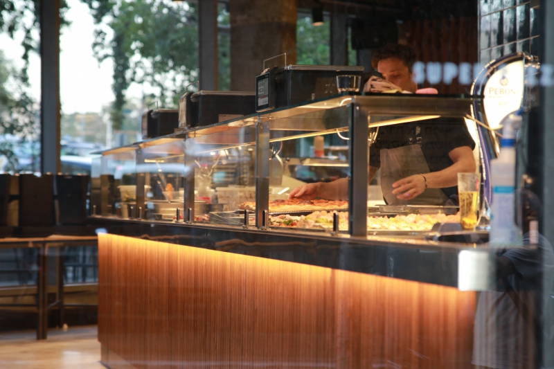 pizzeria-VILLENEUVE D ENTRAUNES-min_pizzeria-4918997